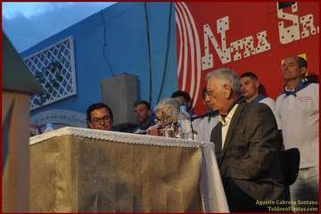 El Ejido inició esta noche sus fiestas patronales en honor de San Pedro y la Virgen del Carmen con el pregón y  varios reconocimientos (Foto TA y TF)
